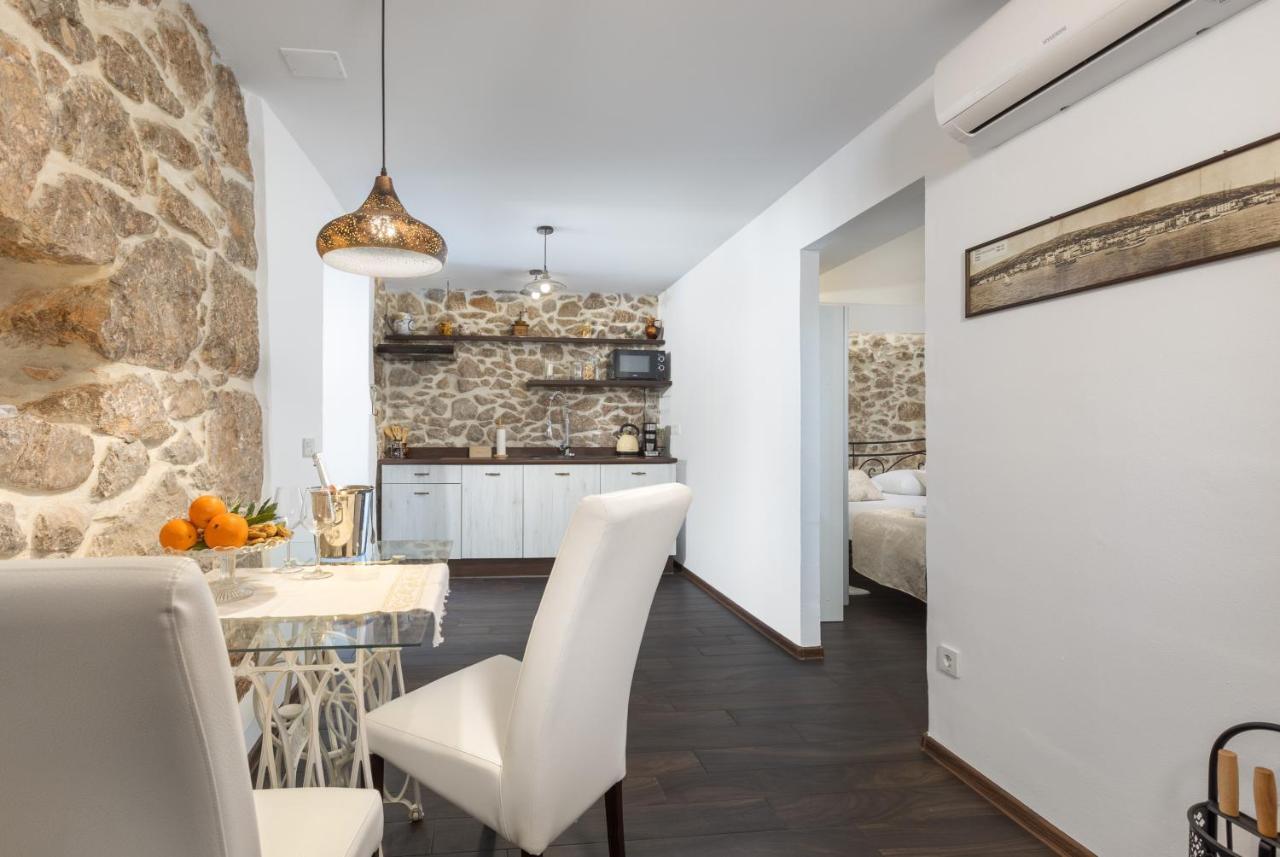 Apartments Mikulin Family Punat Exterior photo